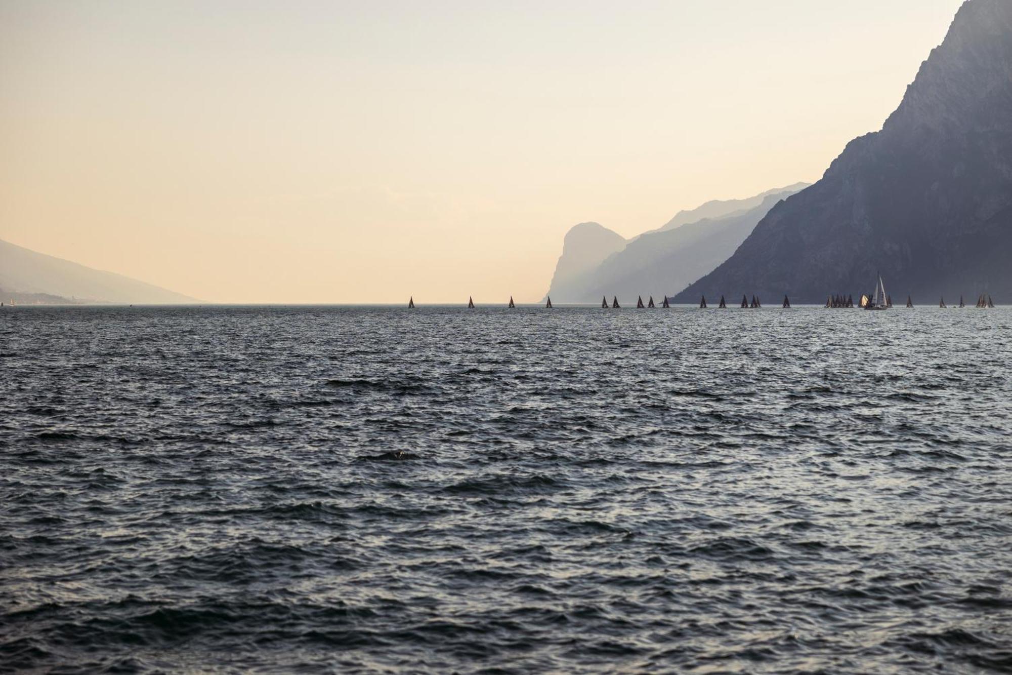 Hotel Holiday Sport & Relax Torbole Sul Garda Luaran gambar